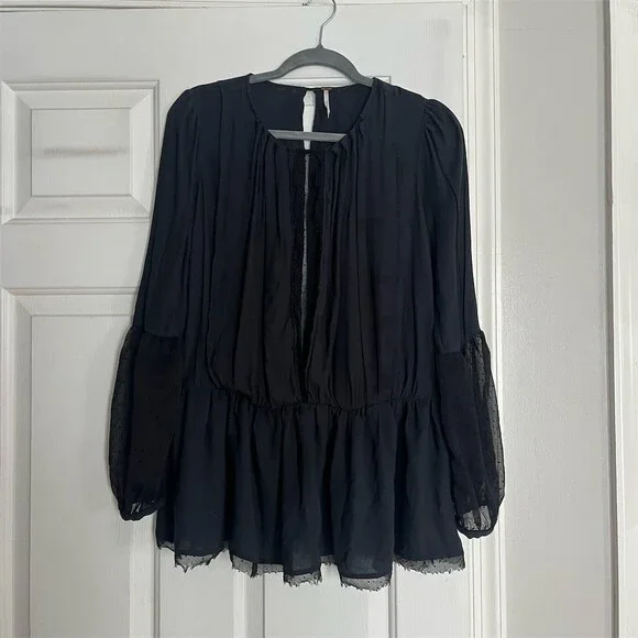 Free People Blouse Womens XS Black Sheer Swiss Dot Long Sleeve Peplum Boho - Picture 2 of 7